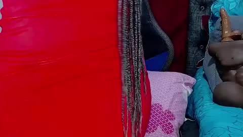 Sara Greyx online show from February 25, 8:00 pm