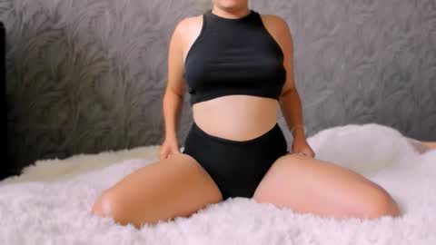 sara_kox online show from September 14, 1:45 pm