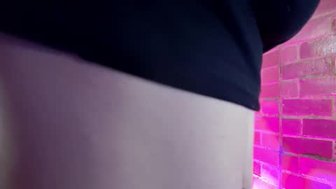 Sara online show from March 4, 1:01 am