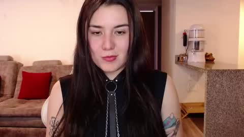 Snapshot of sara_sunrise_ chatting on October 16, 7:24 pm Sara online show from October 16, 7:24 pm