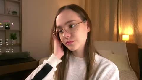 Im Sara  online show from April 11, 6:12 pm