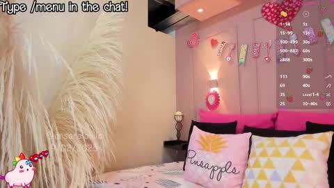 SaraAvila  online show from February 9, 11:36 am