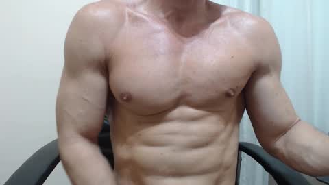 saradorj92 online show from December 14, 12:50 am