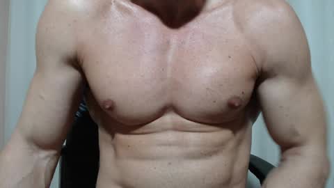 saradorj92 online show from April 7, 4:47 am