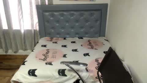 sarah online show from February 21, 6:00 pm