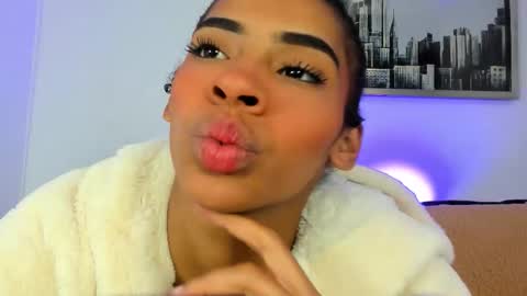 sarah_ashbourne online show from November 20, 1:10 pm