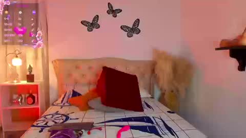 Snapshot of sarah_bali chatting on September 19, 11:51 pm Sarah Valkiria  IG  Sar lanister online show from September 19, 11:51 pm