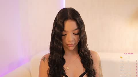       online show from February 8, 6:44 pm