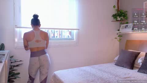 sarah_rayy online show from May 14, 7:23 pm