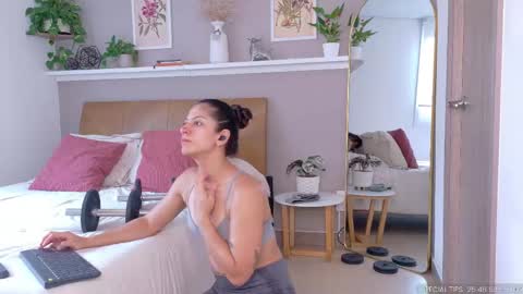 sarah_rayy online show from April 15, 7:58 pm