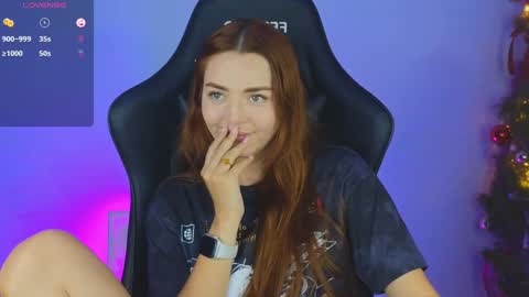 Snapshot of sarah_swtt chatting on January 8, 6:09 am - next broadcast 28 nov  7 pm Col online show from January 8, 6:09 am