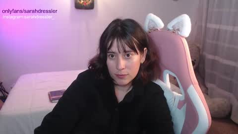 sarahdressler online show from March 8, 3:17 am