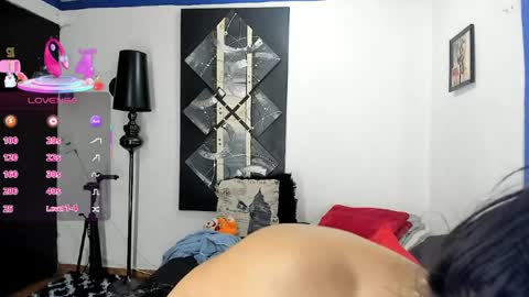  SARAHJEY     online show from April 4, 10:17 pm