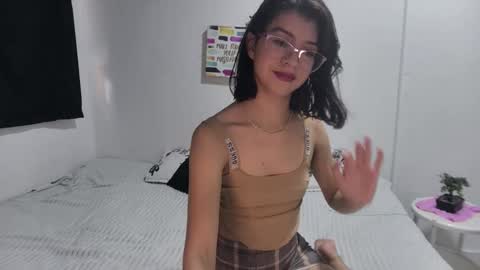 Sarah  online show from October 20, 6:35 pm