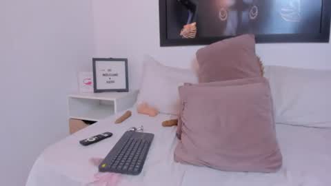 charly online show from June 27, 10:27 pm