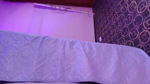 Sara  online show from September 15, 11:55 am