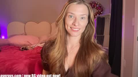 Back from Vacay  Follow for more here  online show from November 5, 4:25 am