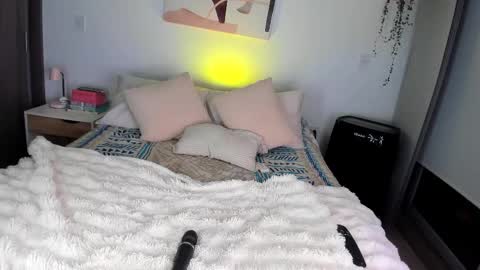 Sara Martinez online show from February 13, 2:37 am