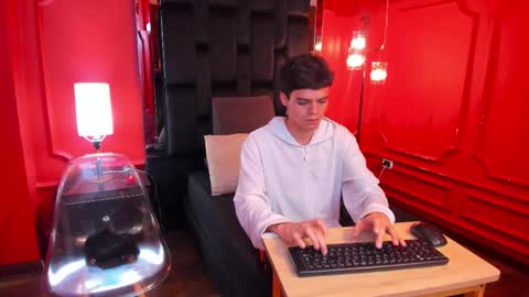 Sara and Edward online show from October 28, 3:07 am