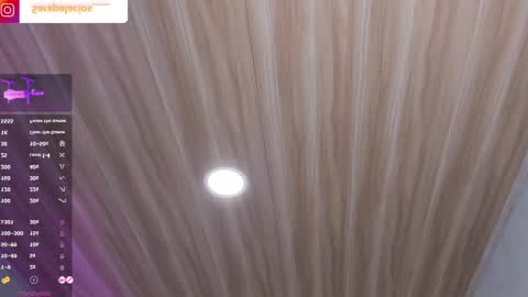 Snapshot of sarapalacios__ chatting on December 30, 3:47 am   online show from December 30, 3:47 am