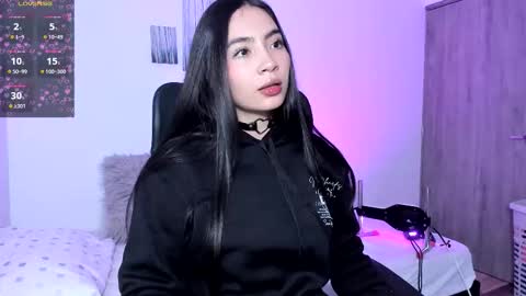 Snapshot of sarapalacios__ chatting on October 13, 12:12 am   online show from October 13, 12:12 am