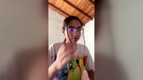 sarasaenz999 online show from March 25, 7:31 pm