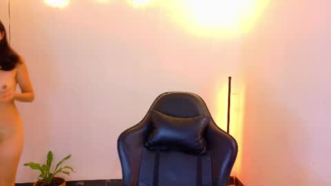 Sara online show from July 20, 7:48 pm