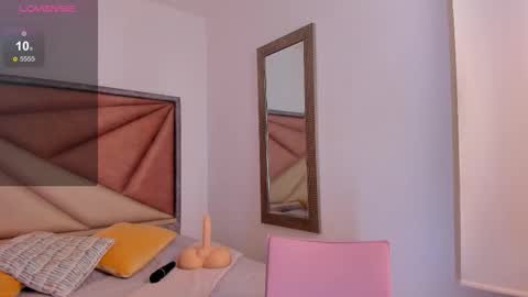      online show from January 8, 1:11 am