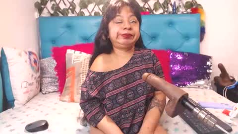 Sara Wills online show from March 17, 2:11 pm