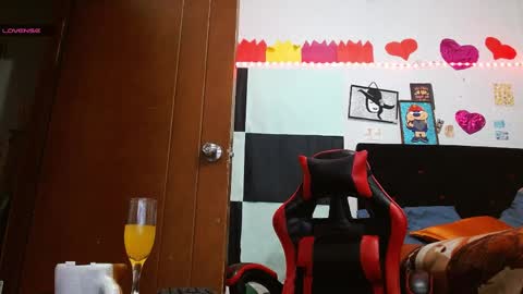 Sara Jimenez online show from April 11, 3:44 am