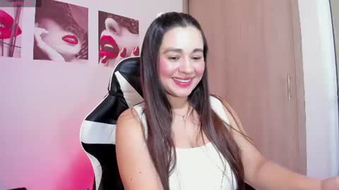Saray Mendoza online show from July 16, 9:07 pm