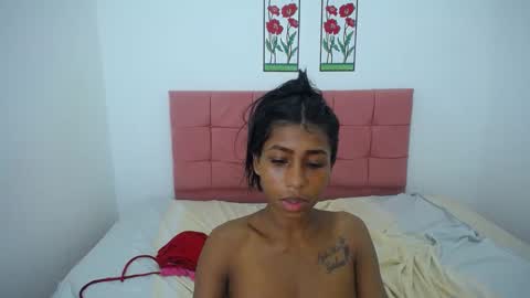 sarita_hot77 online show from December 28, 2:43 am