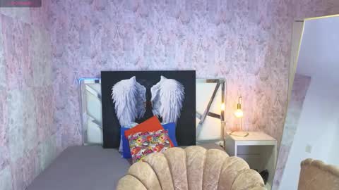 sarah online show from November 28, 9:22 pm