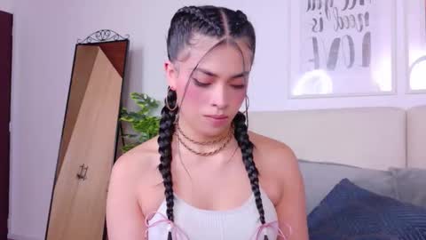 Sara online show from December 20, 11:55 pm