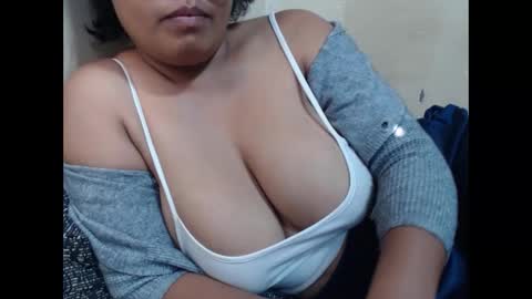 saronette online show from March 14, 12:20 pm