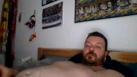 Saschacrow1 online show from April 14, 4:10 pm