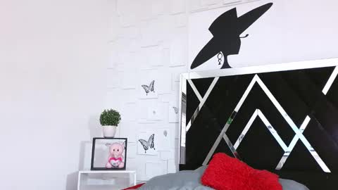 Sasha Mercedez online show from November 21, 11:52 am