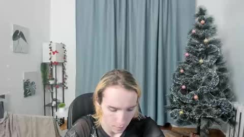 Sasha Vesmus online show from December 16, 9:21 pm