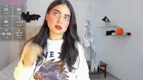 Snapshot of sashaa_petit chatting on October 24, 11:11 am Sashaa online show from October 24, 11:11 am