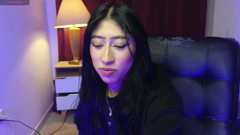 Snapshot of sashacute_ chatting on October 23, 4:58 am Sasha online show from October 23, 4:58 am
