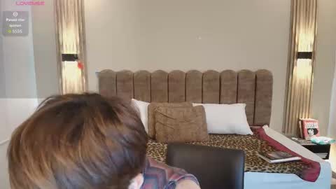 Snapshot of sasharosee2 chatting on September 22, 12:31 pm S A S H A R O S E online show from September 22, 12:31 pm