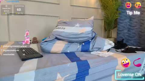 Sashavellor online show from June 7, 7:24 am