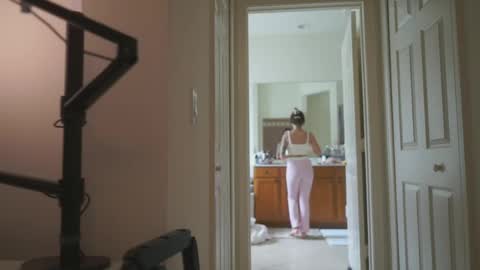 sashawest_official online show from April 9, 3:18 pm