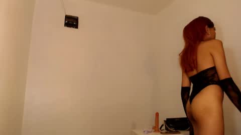 sassy_monie online show from April 22, 11:23 pm