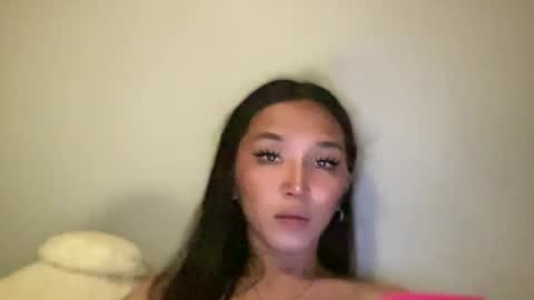 Sassygirl online show from February 6, 10:30 am