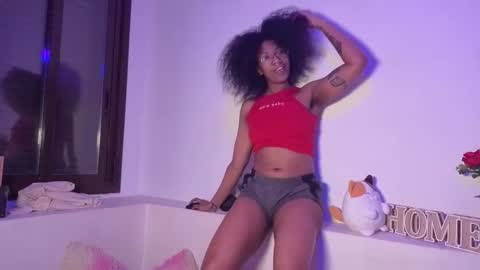 saturno_vibes online show from March 12, 8:29 am