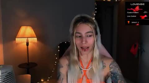 Snapshot of saucy_jenn1 chatting on January 16, 3:56 am I AM JENN  online show from January 16, 3:56 am