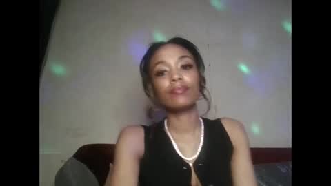 Shaniiice online show from May 25, 2:50 am