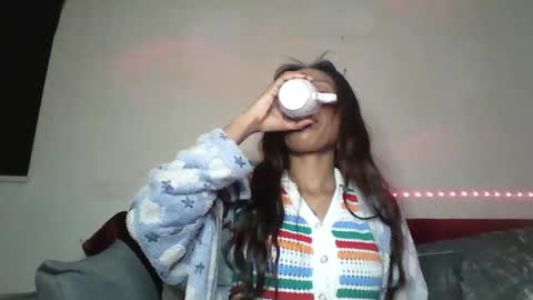 Shaniiice online show from March 8, 7:20 pm