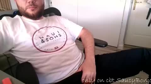 Snapshot of saucybonjo chatting on October 16, 9:35 pm Ben online show from October 16, 9:35 pm